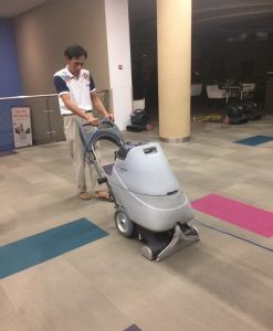Cho thuê máy giặt thảm công nghiệp
